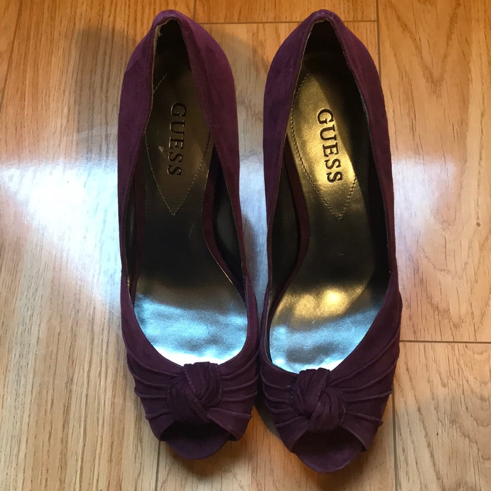 Purple Pumps